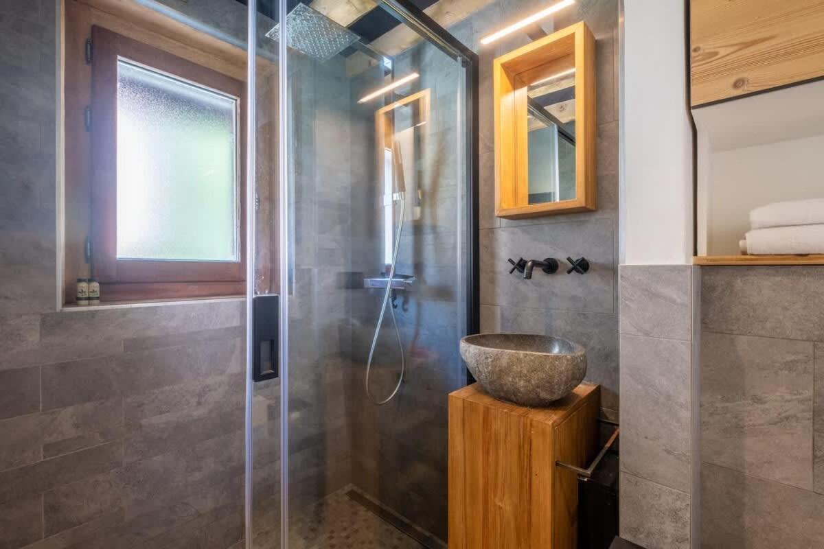 Chalet Racar Pour 4 Personnes, Centre Ville Et Vue Sur La Montagne Chamonix Eksteriør billede